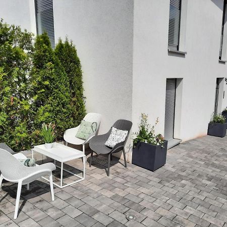 Apartments Bei Playmobil 2,130 M2,24H Self Check-In,Free Parking Zirndorf Kültér fotó