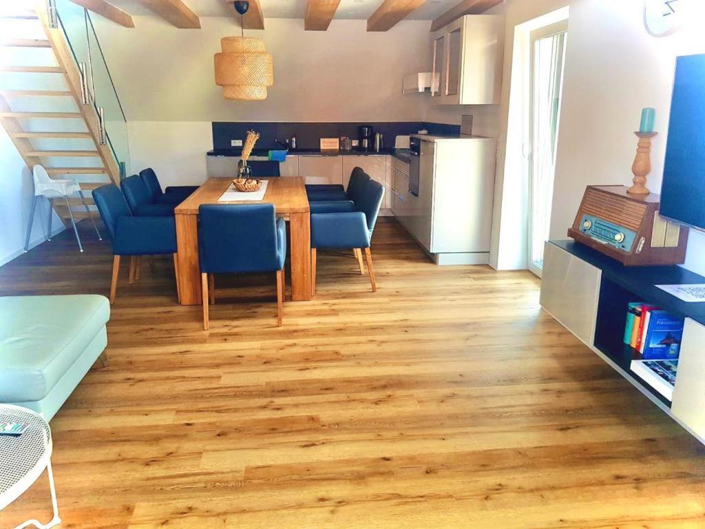 Apartments Bei Playmobil 2,130 M2,24H Self Check-In,Free Parking Zirndorf Kültér fotó