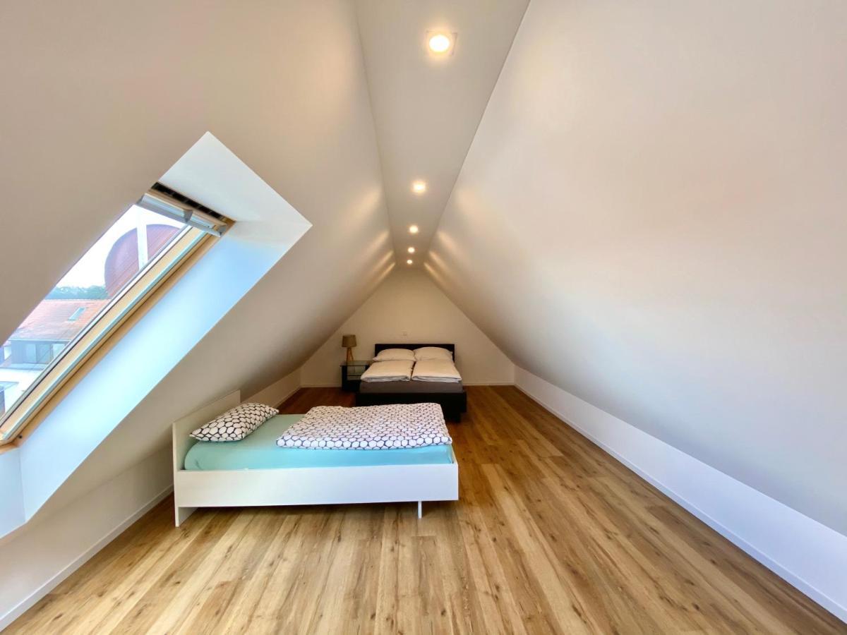 Apartments Bei Playmobil 2,130 M2,24H Self Check-In,Free Parking Zirndorf Kültér fotó