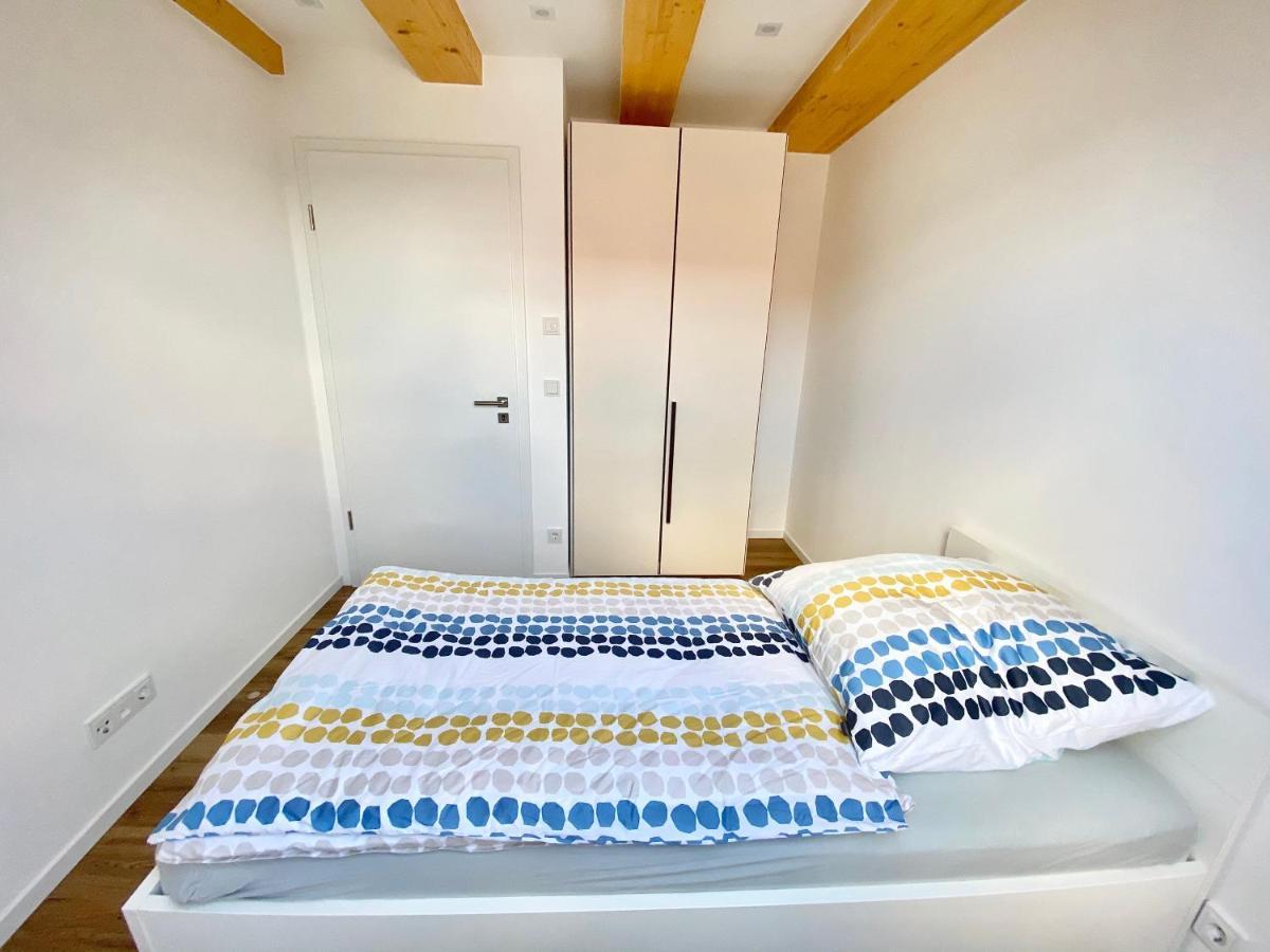 Apartments Bei Playmobil 2,130 M2,24H Self Check-In,Free Parking Zirndorf Kültér fotó